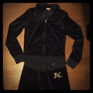 Juicy couture sweat suit